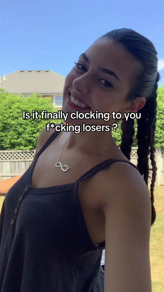 tiklocker_She’s so funny for that .mp4