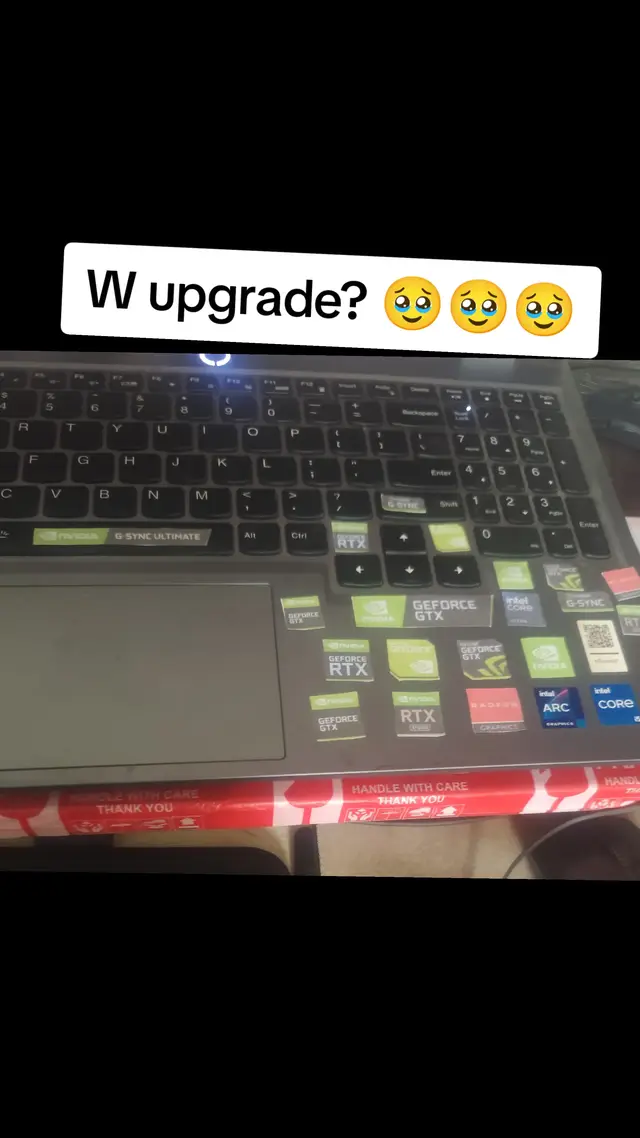 tiklocker_#pc #laptop #techtok #Tech #mommyasmr.mp4