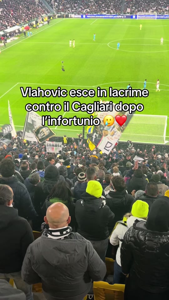 tiklocker_#vlahovic #juventus #cagliari #juvecagliari #juventuscagliari @juvent....mp4