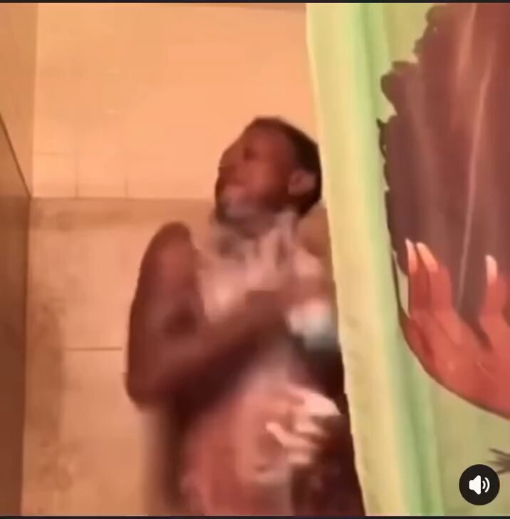 tiklocker_KHAN'✨ - Imagine breaking up with someone who understands you like this only t....mp4