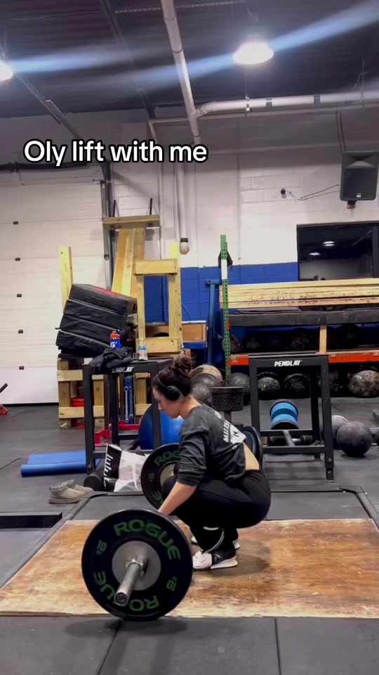 tiklocker_Cleans from this morning #olympiclifting #olylifting #olylifting🏋‍♂️ ....mp4